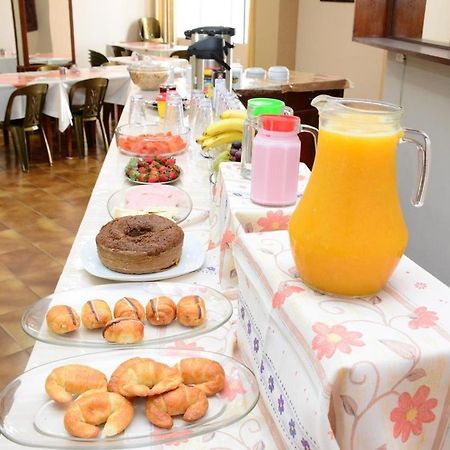 Hostal Ibiza Santa Cruz de La Sierra Bagian luar foto